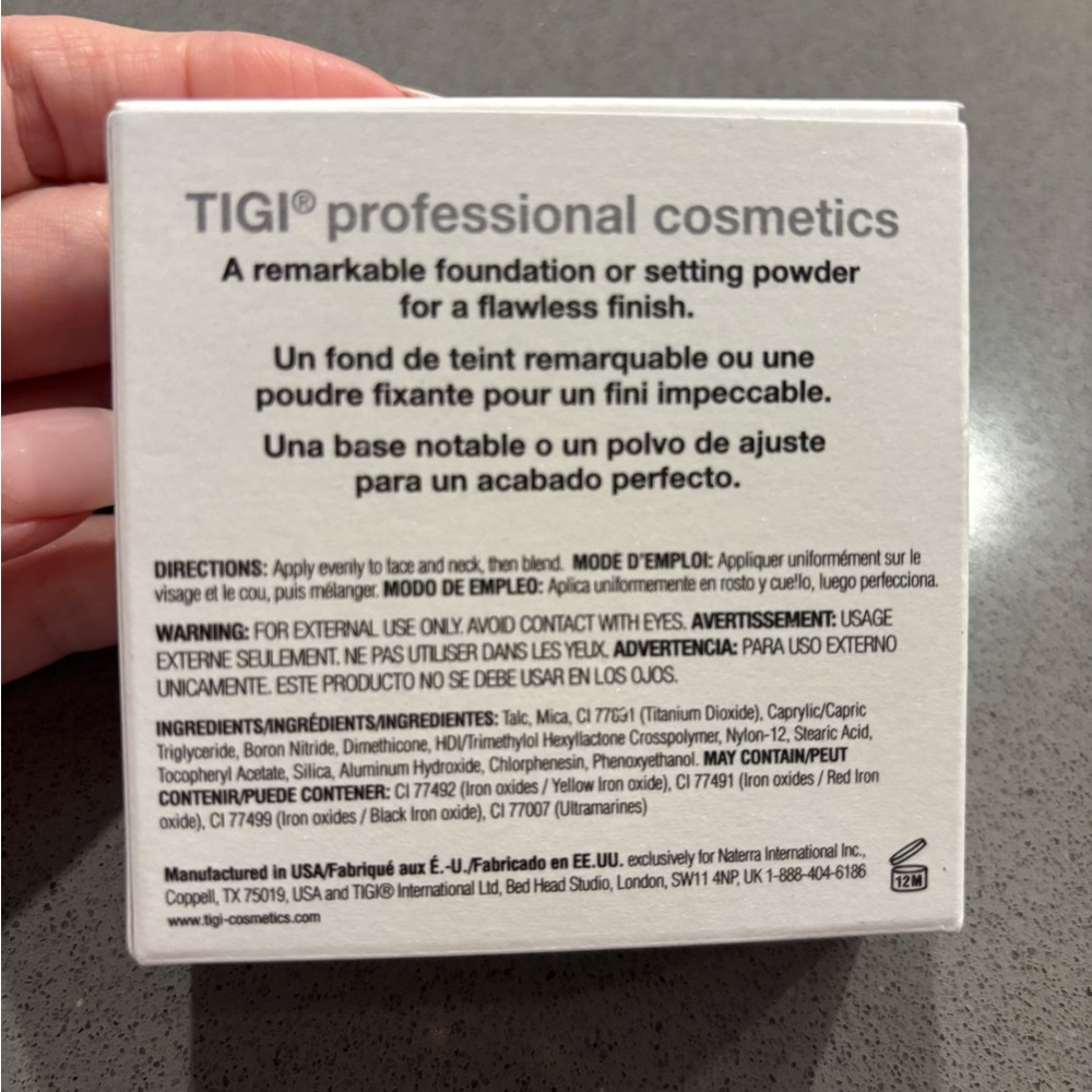 TIGI Natural Beige Foundation Compact - Picture 3 of 5